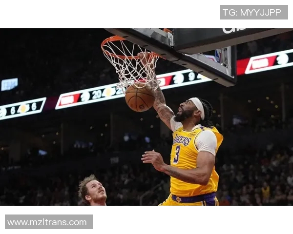 2015年湖人与猛龙的激烈对决回顾与精彩瞬间分析 2015年湖人与猛龙的激烈对决回顾与精彩瞬间分析